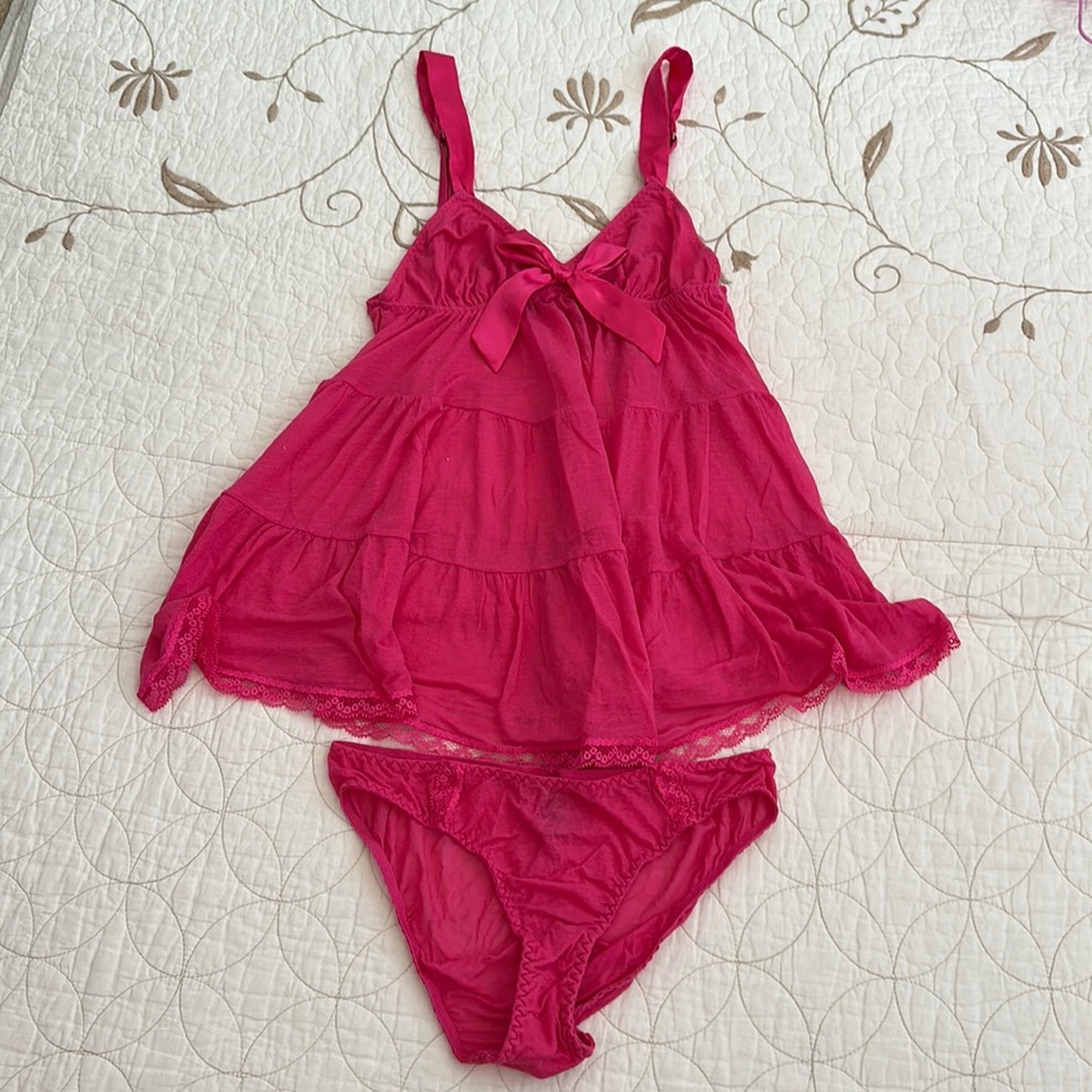 NWT Victoria’s Secret set - S